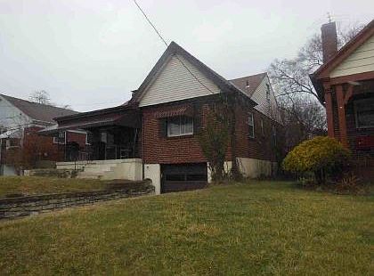 2nd image of 3126 Glenmore Ave