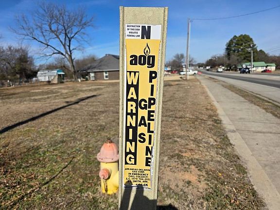 4th image of 59 Highway 59 N