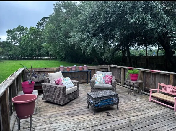 (undisclosed Address), Santa Fe, TX 77517