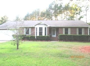 5115 Tyndall Dr, Sanford, NC 27330