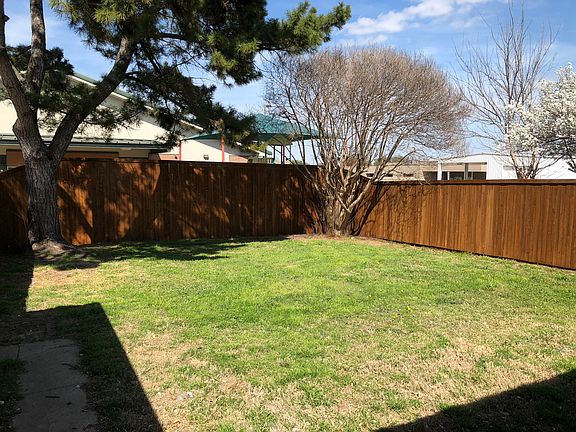 3rd image of 2421 Saharah Dr