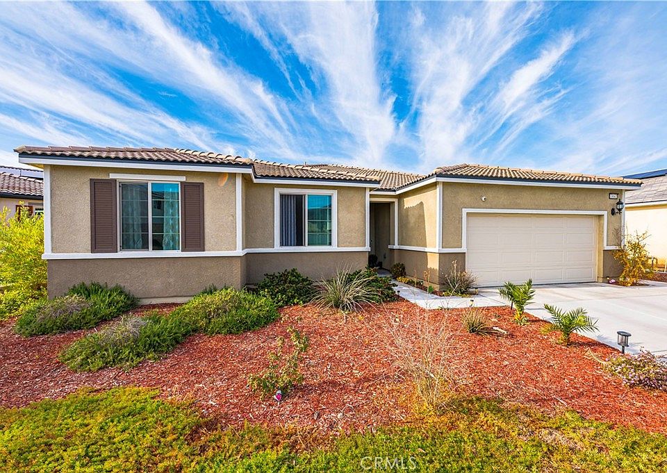 1st image of 33042 Mourvedre Ct