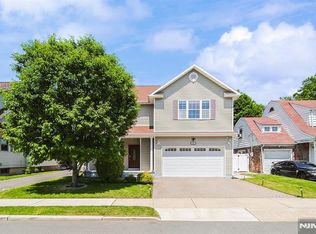 17 E Fairmount Ave, Maywood, NJ 07607
