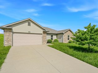 5735 Abercorn Dr, Columbia, MO 65203