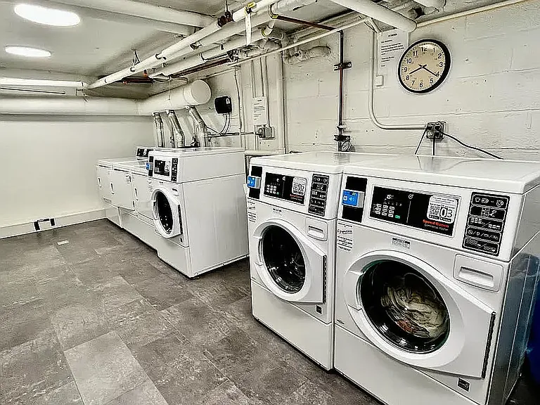 238 E 30th St #3R — Photo 14