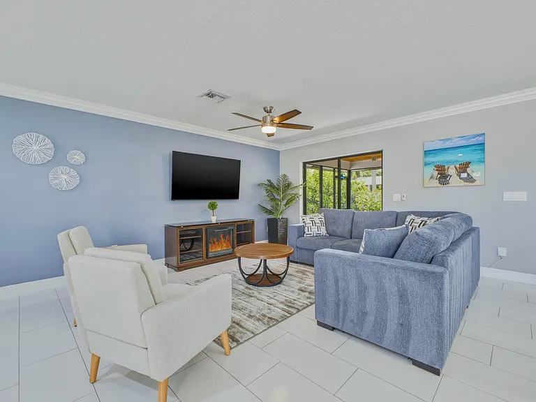 1127 Sea Pines Way — Photo 28