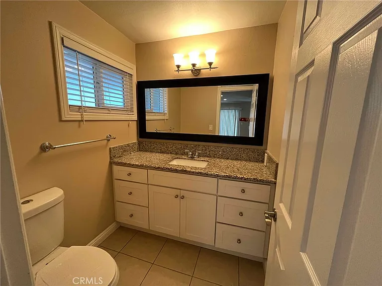 9424 Ethel St — Photo 10