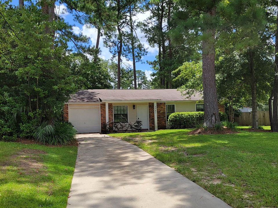 1st image of 3301 Woody Way