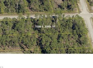 3104 E 23rd St, Alva, FL 33920