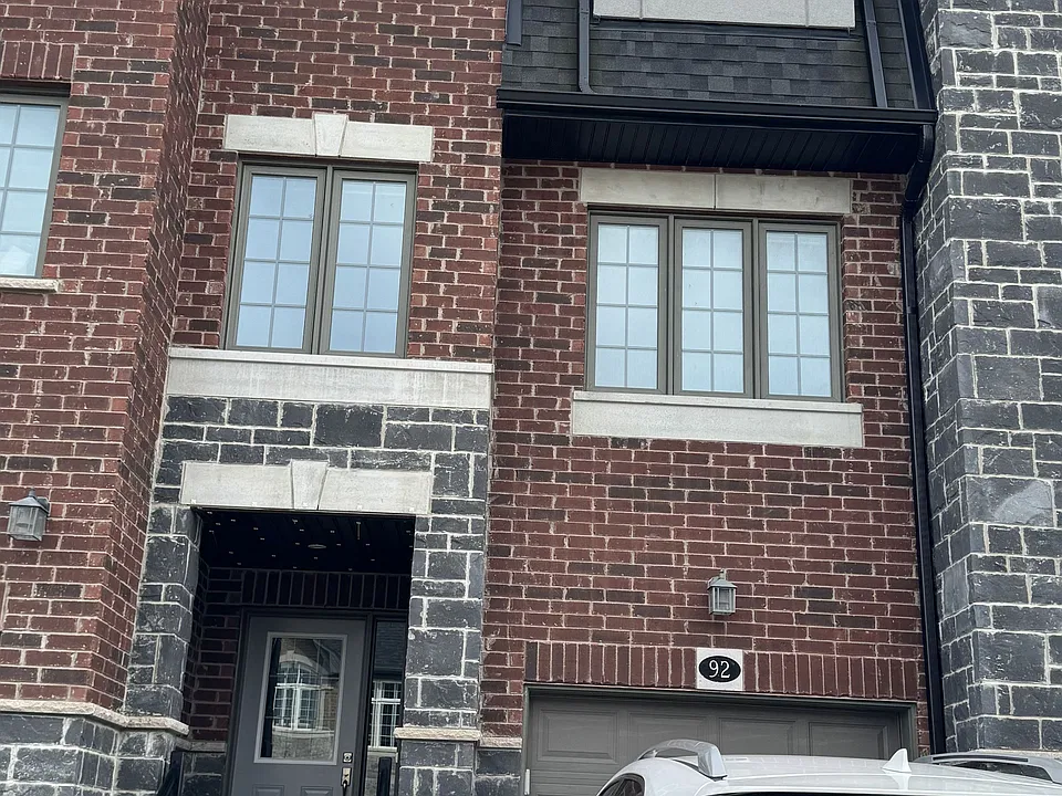 92 Monarch Woods Dr