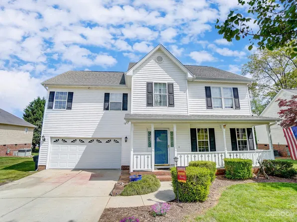 318 Holstein Dr, Dallas, NC 28034