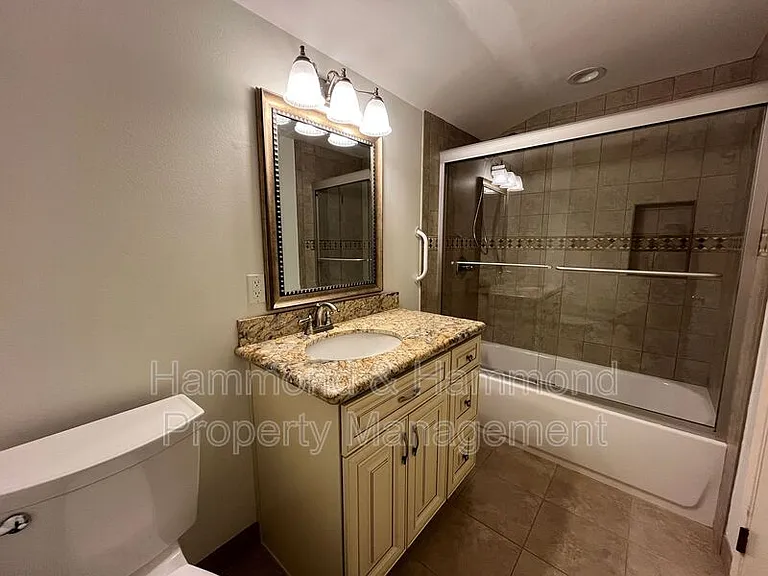 3804 Mainsail Cir — Photo 19