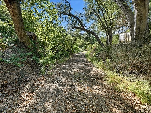 2nd image of 0 La Cuesta Rd Lot A