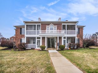 852 W Summerfield Glen Cir, Ann Arbor, MI 48103