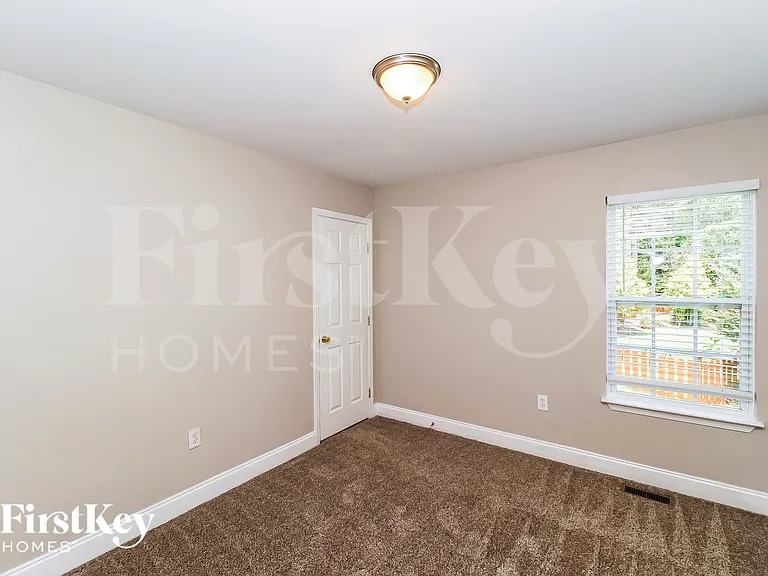 231 Christianna Ct NW — Photo 10