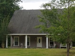 39373 McCahill Ln, Ponchatoula, LA 70454
