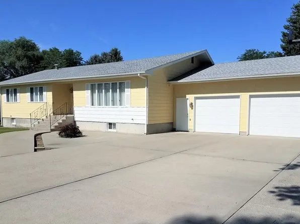 1226 4th Ave, Laurel, MT 59044