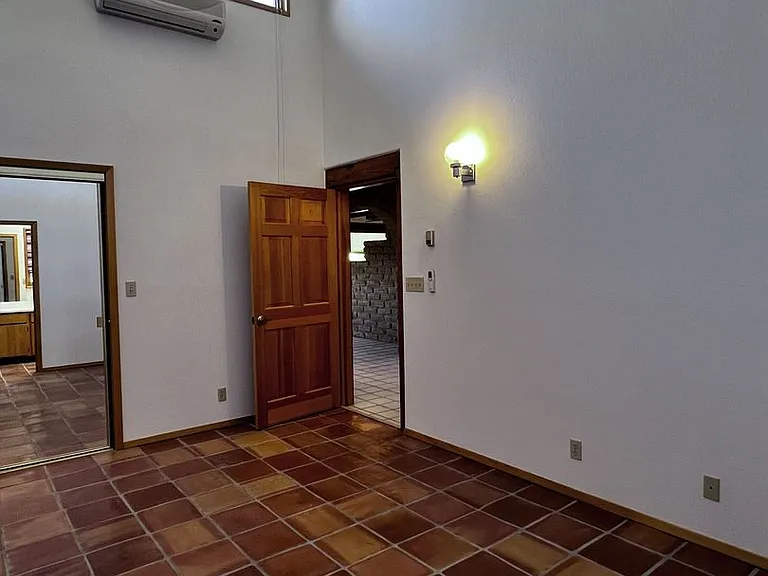 5 Oriente Ct — Photo 24