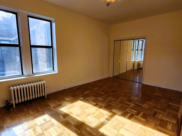 2940 Ocean Avenue image 9 of 16