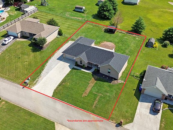 2nd image of 799 Hidden Loop Dr