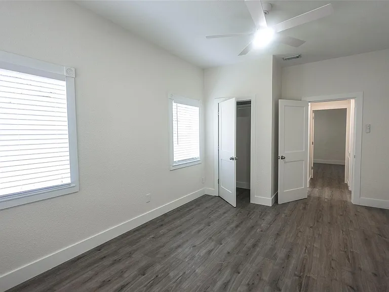 602 Higgins St — Photo 25