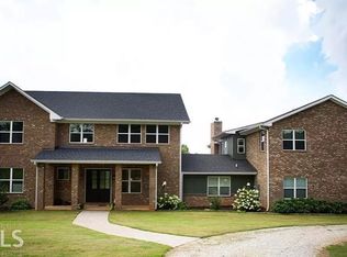 820 Sims Bridge Rd, Commerce, GA 30530