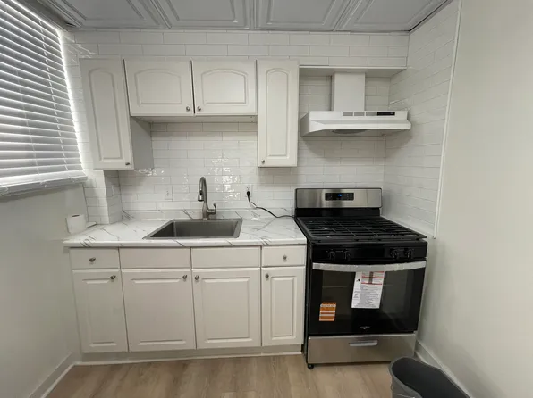 2012 S 15th St Floor 1, Philadelphia, PA 19145
