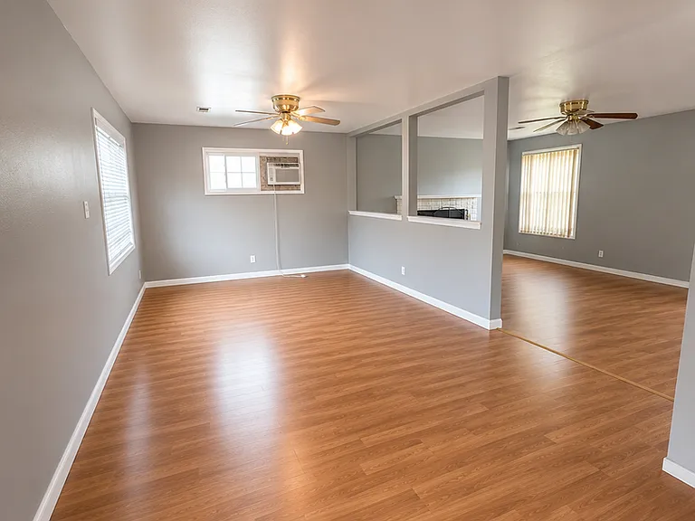 713 Saint Martin Dr — Photo 5