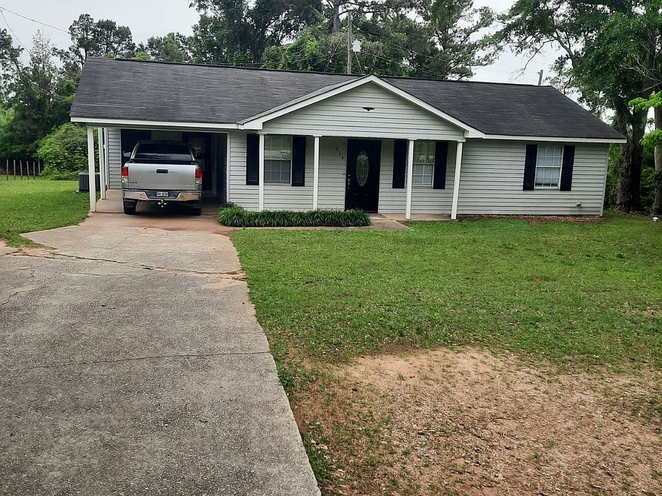 2nd image of 814 Smokey Rd
