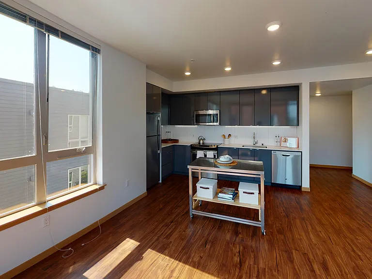 CityLine — Photo 74