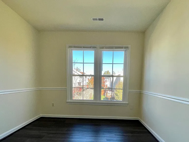 5833 Watermark Cir — Photo 13