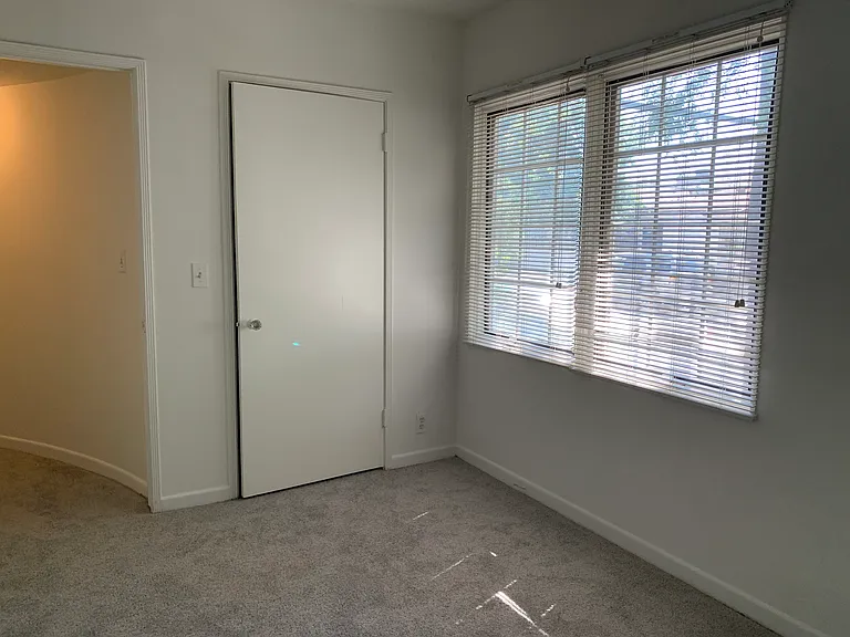 10724 Camarillo St #10726 — Photo 22