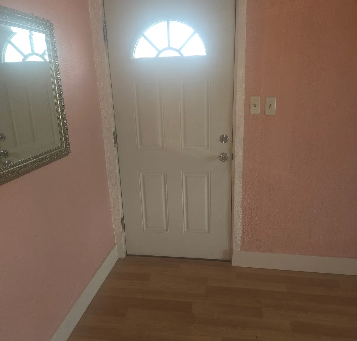 1 bed, 800 sqft, $650 — Photo 3