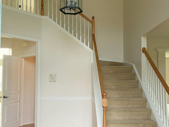 2nd image of 12505 S Canterbury Dr