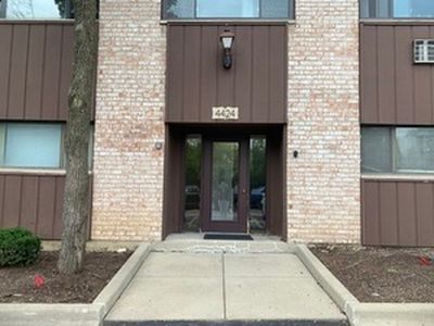 4424 Arbor Cir APT 3, Downers Grove, IL, 60515