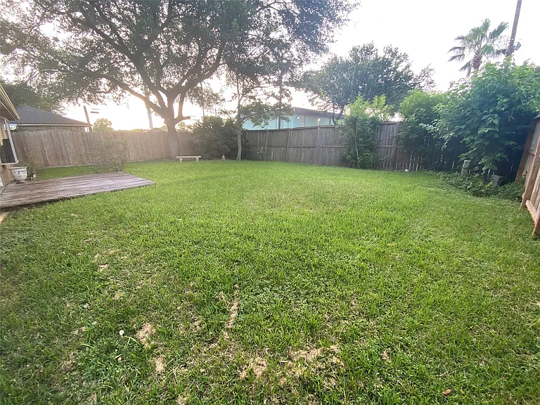 3003 Briar Dr — Photo 25
