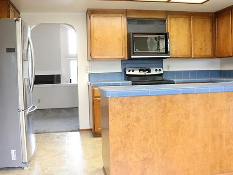 3591 Woodley Dr — Photo 7