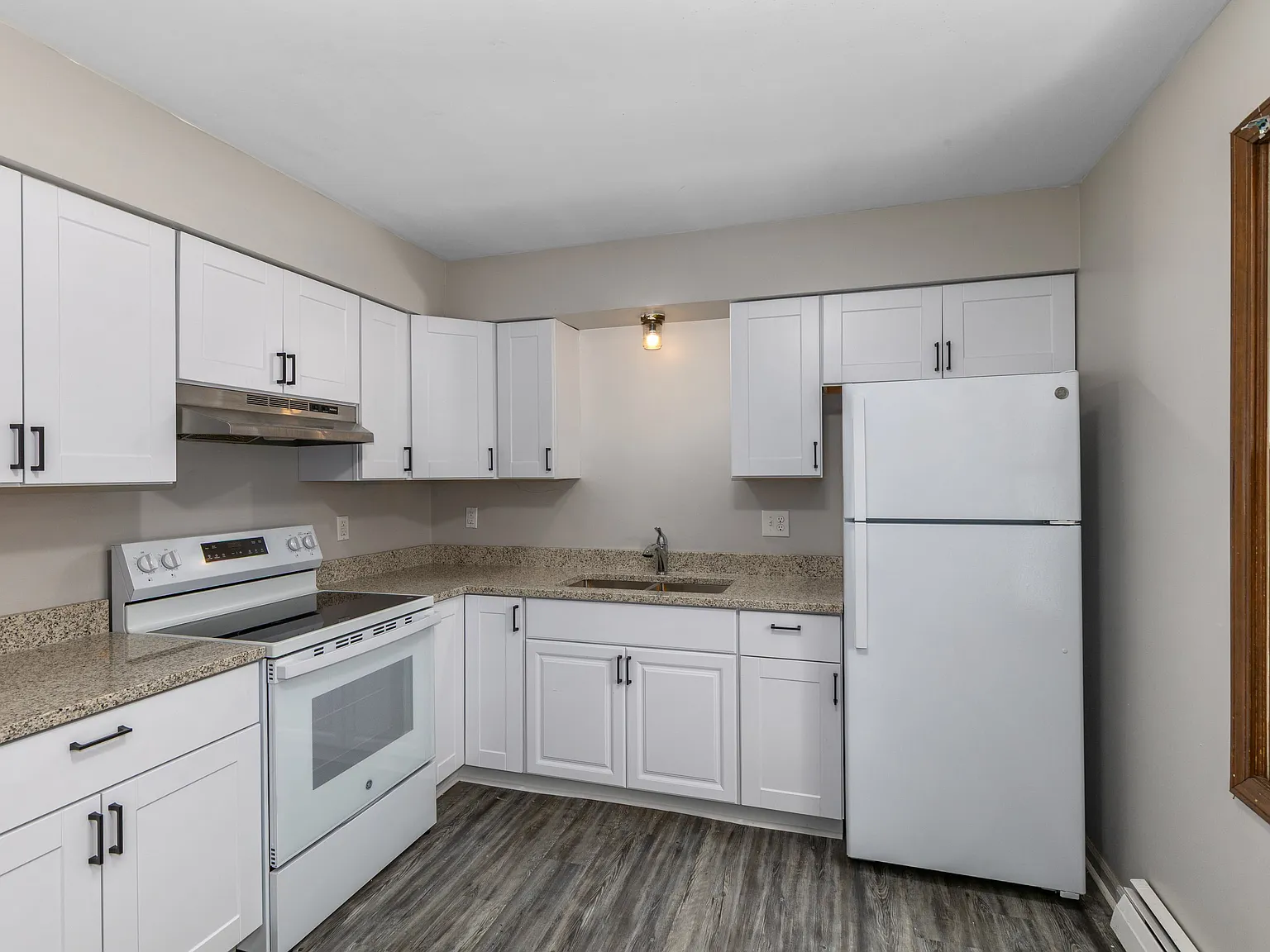 2 bed, 900 sqft, $1,250 — Photo 1