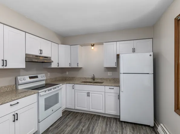 118 S Clarendon St APT 2, Kalamazoo, MI 49006