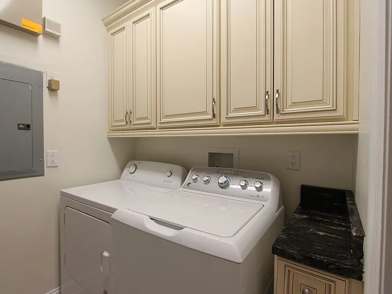 1000 Adams Pointe Blvd — Photo 27
