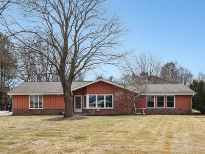 18215 Parish DRIVE, Brookfield, WI, 53045