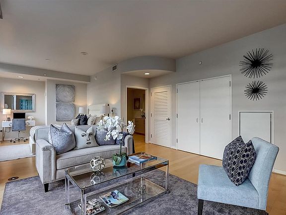 5th image of 38 N Almaden Blvd Unit 402
