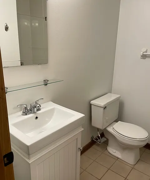 74 W Hubbard Ave — Photo 28