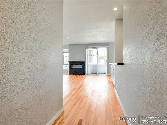 5th image of 1310 N Detroit St APT 206