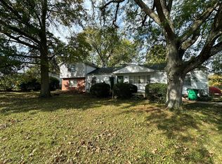 680 Barrett St, Danville, IN 46122