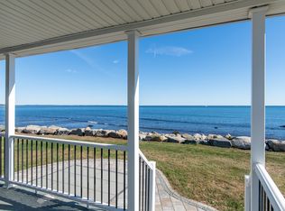38 Calef Ave, Narragansett, RI 02882