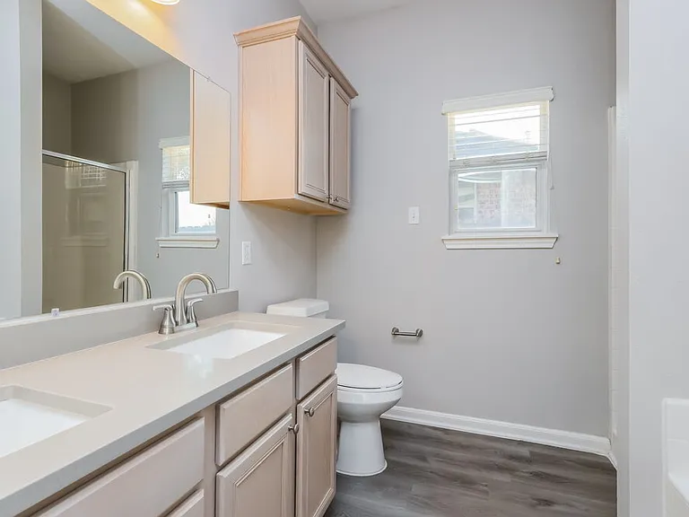985 Oak Falls Dr — Photo 11