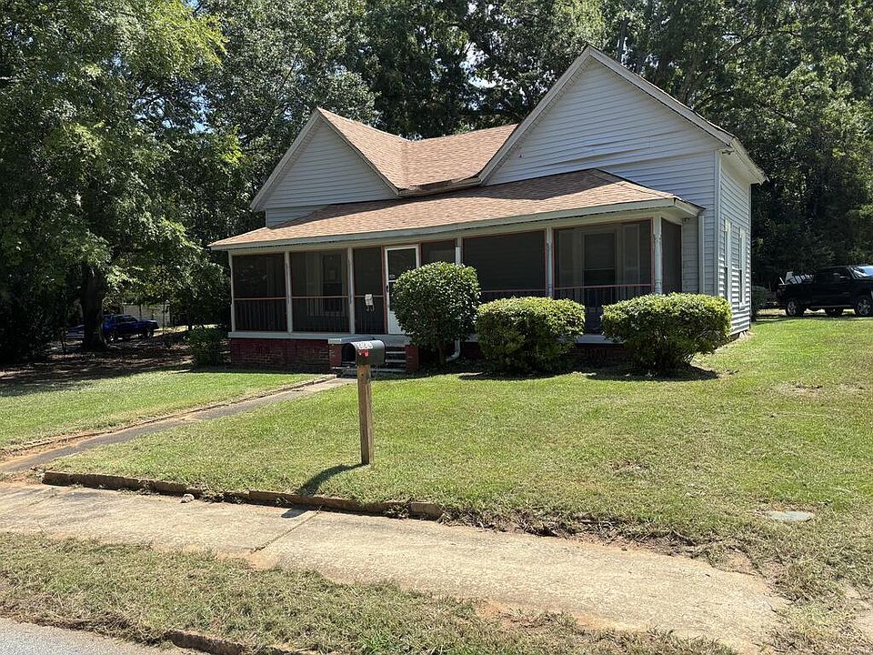1st image of 228 Reynolds Ave
