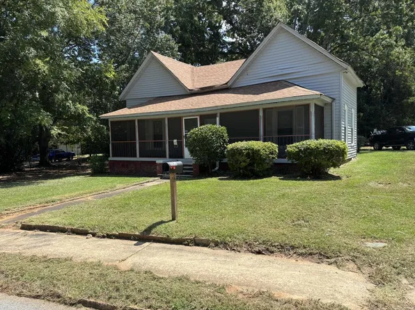228 Reynolds Ave, Greenwood, SC 29649