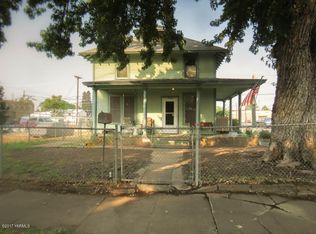 402 S 10th Ave, Yakima, WA 98902